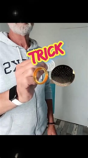 La magie des pièces #close up #magic #magician #funny #viral #tutorial #memes #drôle #strangerthing