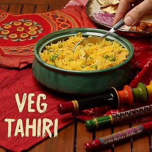 889K views · 1.1K reactions | Veg Tahiri – a delicious quick-to-cook rice recipe with mixed vegetables that we make whenever we want an easy, flavour-packed one-pot meal. Perfect with papad and chutney. See comments section for the link to detailed Recipe | Yummefy | Facebook