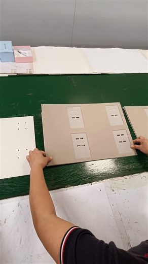 Packccp Printing Factory on Instagram: "🌿 MOQ: 1000 pcs ⚙️ Factory direct price 🚀 3–6 day turnaround 🎨 Free custom design & sample Message us for your price list or a free sample pack. 🌐 www.packccp.com 📧 sales@packccp.com 📲 WhatsApp: +86 15112837723 #packagingsolutions #custompackaging #packagingfactory #packagingorders #packccp"