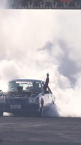 NASCAR power for Jono Kelly's VK and you can hear all 9,000rpm! 🔥 | Pro Burnouts