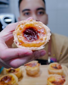 Mga ka-chef tara luto tayo ng Portugese egg tart gamit lang ang Kyowa Air fryer 🙀 Ingredients: 2 whole eggs 1 egg yolk 1 cup Nestlé Carnation PhilippinesNestle Cream evaporated milk 1/2 cup Nestlé cream 1 tsp vanilla extract 3 tsp cornstarch 1/2 cup sugar Puff pastry --- Music by Bensound | Casting Chef PH