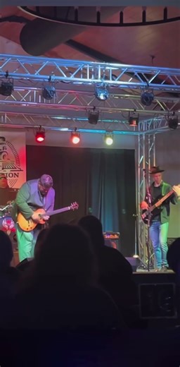 “Little Wing” solo COVER. #livemusic #littlewing #jimihendrix #viral #shred #coversong #guitar