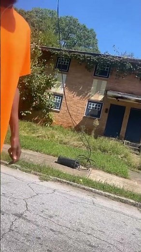 Ghetto tour thru Atlanta