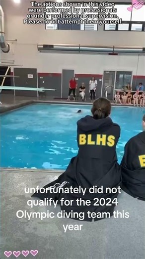 Funny failed dive🤣Why didn’t we see them at the Olympics??😂😂 #funny #diving #fail #olympics #usa