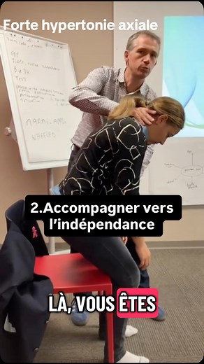 TADDA (Transfert assis-debout-debout-assis) Guidage proprioceptif pour réduire une hypertonie axiale (Parkinson “off”, SDPM chronique, etc.) ⸻ Quand l’hypertonie axiale limite la mobilité, chaque transfert devient un défi. Le corps se fige, le tronc reste en arrière, la peur du mouvement s’installe. 👉 Le guidage proprioceptif TADDA permet de desserrer cette rigidité sans lutte : par le contact, le rythme et la direction du mouvement, on invite le corps à se relâcher et à retrouver le sens de l’