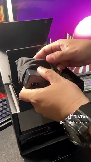 Unboxing the Leica Q2 #leica #photography #leicaq2