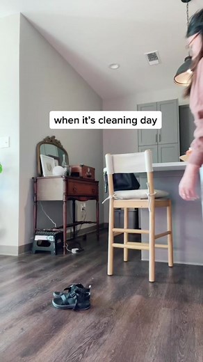 Perfect Cleaning Song for Apartment Cleaning