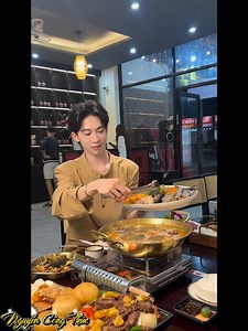 🍻 NHẬU 79 BÁ THIỆN – ĂN NGON, NHẬU ĐÃ, QUÀ TẶNG HẾT Ý 🍻 🔥 ƯU ĐÃI CỰC HỜI 👉 TẶNG NGAY 01 BÒ KOBE SỐT TIÊU ĐEN 🎯 Áp dụng cho hóa đơn từ 600K 💥 Chỉ từ 129K/người, anh em đã có: 🍲 LẨU NGON ĐẬM VỊ – CHUẨN DÂN NHẬU • Lẩu gà đen nấm rừng Vân Nam – thanh ngọt, bổ dưỡng • Lẩu bò xuyên tiêu – cay tê bùng vị • Lẩu ếch Tomyum – chua cay hài hòa, cực bắt mồi 🤤 🍻 MÓN NHẬU ĐỒNG QUÊ – LAI RAI TỚI BẾN 🔥 ĐẶC BIỆT NHẤT GIẢM 20% MÓN NHẬU KHI GỌI CÙNG LẨU 🥬 Đồ nhúng, món kèm đa dạng – nguyên liệu tươi – l