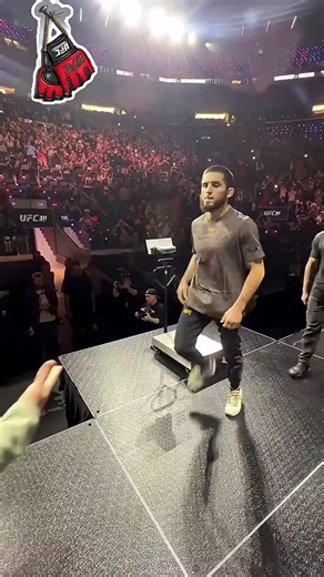 The storm meets the fire #ufc #islammakhachev #renatomoicano #ufcfighter #mma