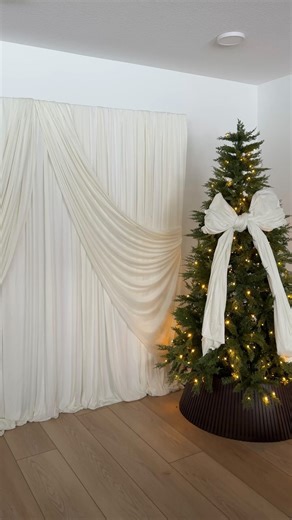 Sydney Nicole Sloneker on Instagram: "comment ‘DETAILS’ for a DM🔗 or this is all on my Amazon Storefront ‘Christmas’ list! ✨🌲 *the auto DM may not send properly if you’re not following me BEFORE commenting due to privacy settings* #christmasdecor #amazonhome #christmas"