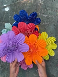 833K views · 10K reactions | Beautiful paper crafts wall hanging #diy #crafts #papercrafts #fun | Deep's CRAFT | Facebook