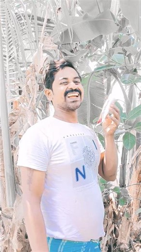 Boy Eats Colgate Like Toothpaste Snack💞💓💕❤️💖🌹🥰❣️♥️