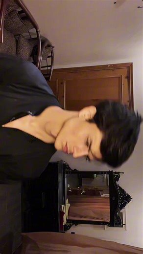 Not a smooth transition 🤠 #fyp #foryou #transitionidea #foryoupage #transition #unfreeze