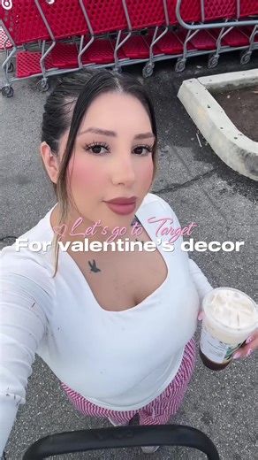 I want to see your valentines coffee bar set up 😍😍😍(comment your pic below) #valentinesday #valentinesdaydecor #valentinescoffeebar #coffeebardecor #valentinesdayideas