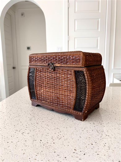 Vintage Woven Wicker Keepsake Box Rattan Storage Chest - Etsy