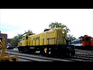 1949 ALCO RS2 SWITCHER LOCOMOTIVE ON TURNTABLE
