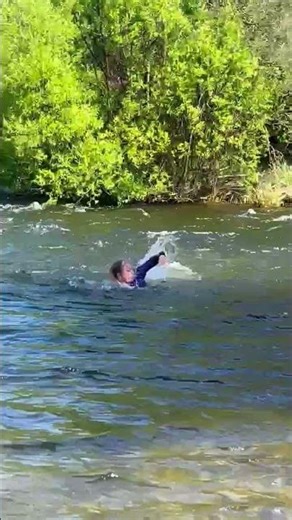 agrresive swimming technique for river crossings