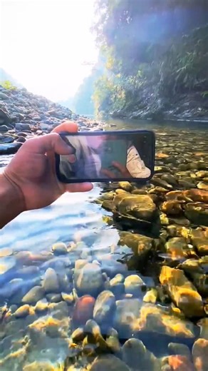 iphone 17 pro~mini wood toy/wood working art skill/wood hand #ytshorts#nature#funny handcrafts