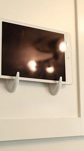 Keep your recipes at eye level! These easy command hook and hanger tricks are total kitchen game changers.