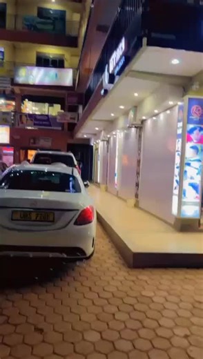 Abdul (@abdulbarber2)’s videos with Commander - John Blaq