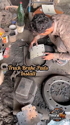 How to Install Truck Brake Pads Like a Pro! #brake #pads #truck #mechanic #skills #tools #satisfying