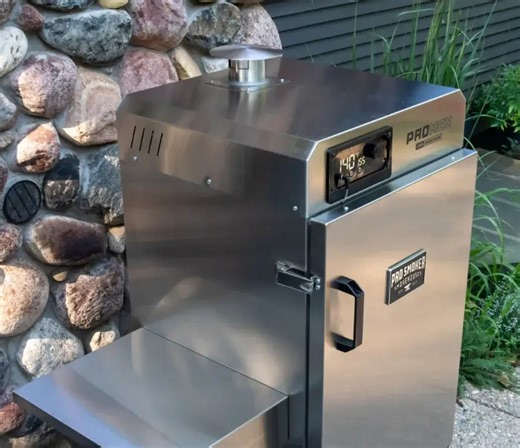 How to Clean Your Electric Smoker | PS Seasoning