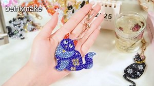 beinkmake 15Pcs Flower Diamond Art Painting Keychains Kit Diamond Art Ornaments Double Sided Floral 5D Diamond Key Rings DIY Gem Keychains for Beginners Adults Craft Handmade Gifts
