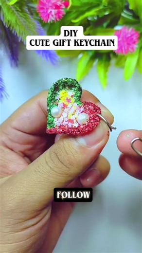 Flying Papers on Instagram: "So Cute DIY/homemade Keychain/craft keychain at home/homemade art Cute gift keychain #diycraft #crafts #homemade #art #keychain #explore"