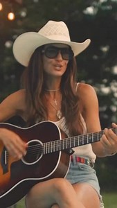 Who is already missing the summer? 🥃🍋‍🟩 Pre-Save my album “California Cowgirl” to win a free pair of Ariat boots! Link in bio ❤️ | Annie Bosko