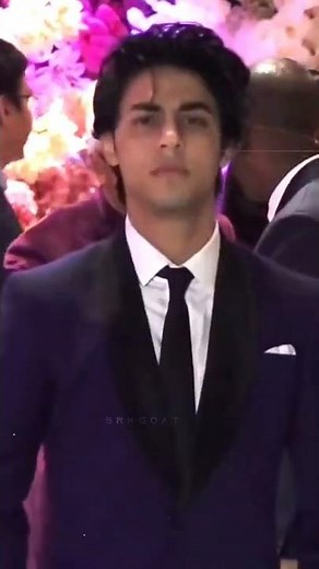 Aryan Khan, Gauri Khan Edit | Aryan Khan With Gauri Khan Status #srk #aryankhan #gaurikhan