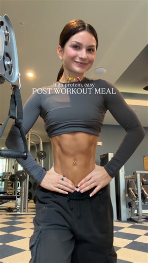 ayria rutledge on Instagram: "HIGH PROTEIN, EASY POST WORKOUT MEAL ✨🌮 all you need is : - wraps - ground chicken - toppings of choice @bloomsupps #bloompartner #healthyrecipes #highprotein #gymmotivation"