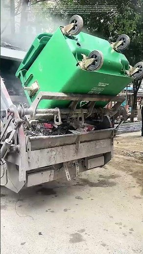 Collecting Waste: How Efficient Disposal Keeps Cities Clean