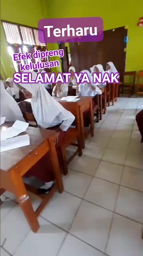 22 reactions · 32 comments | Moment terharu, efek diprenk kelulusan..  Sorotan Sorotan #viral #fyp #pendidikan #anakdidik #pengumuman #kelulusan #terharu #moment #jangkauanluas #sd #seru | TV Local | Facebook