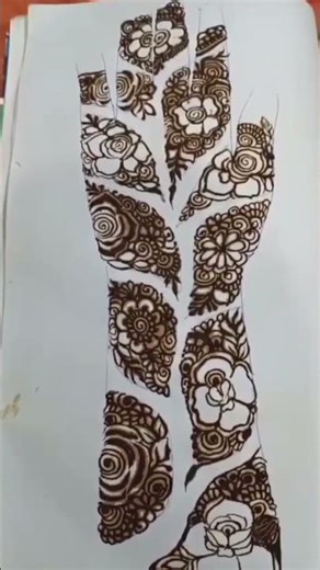 cut work mehndi design