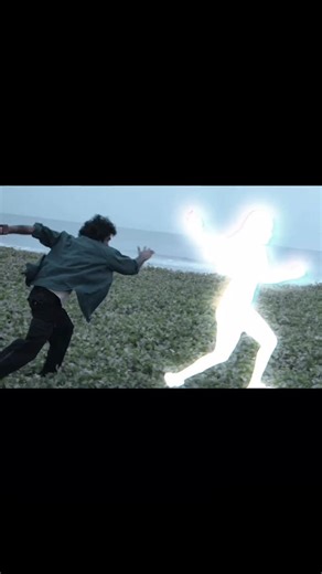 vishnu on Instagram: "Munbe Vaa🤍✨️ . . #munbevaa #arrahmanmusic #shreyaghoshalsongs #shreyaghoshaltamilsongs #tamilstatus"