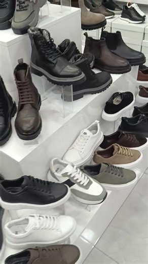 Kronos Shoes ️ Колекција на кожени модели  ️100% Природна кожа ️  Достава насекаде низ МК  ✅️ Вршиме замена Локација: Прилеп во старата чаршија Телефон за порачка 076795777 | Mile Nikoloski | Facebook