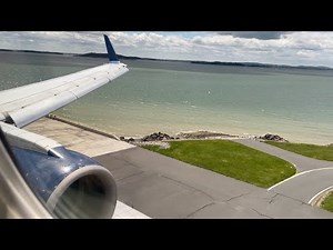 Delta Connection (Republic Airways) Embraer 175 Landing at Boston Logan International Airport
