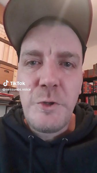 Post ist da, ... oder Einführung in die Quantenmechanik Teil 13: Wellenpakete und die Heisenbergsche Unschärferelation Teil 2 #quantenmechanik #unschärferelation #wellenpakete #nerdpol #scienceoffensive #sciencetok #physik #heisenberg #nerdtok #wissenschaftsoffensive #wellen