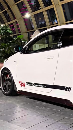 Red Weave Carbon Fiber for JDM Cars