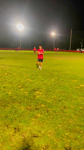 Vip senior บอยท่าพระจันทร์ สนใจ แมทช์กระชับมิตร ทุกพฤหัสบดี เวลา18.00 สนาม????(แจ้งอีกที) ☎️095-4594441 โกเอ 2S lite ayutthaya | VIP Senior บอย ท่าพระจันทร์