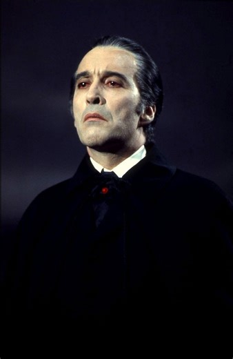 Les Cicatrices de Dracula (1970) | ČSFD.cz