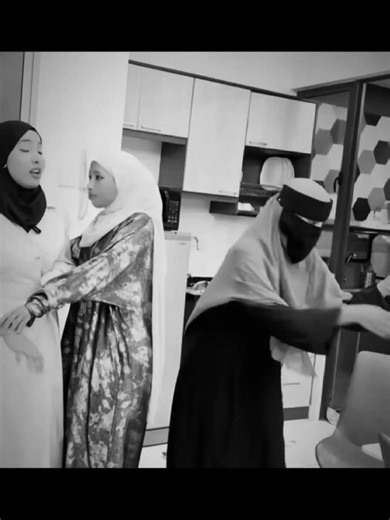 ‏lama huraan 😂😂🎁@Lama Huran🇸🇴🇸🇴