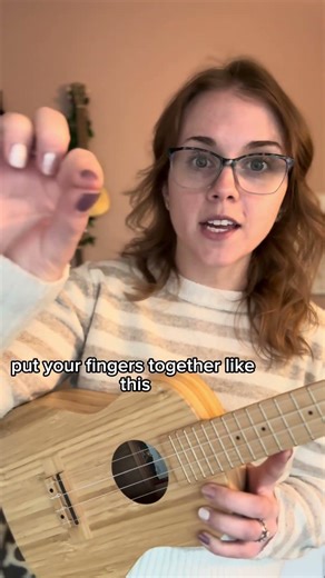 Easy ukulele lesson for beginners. Strumming! #ukulele #tutorial #ukuleletutorial #shorts #music