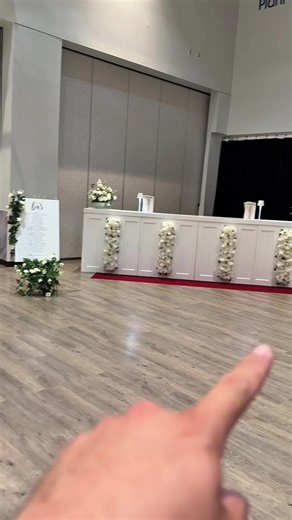 Setting Up a 20 Ft Bar for a Wedding Celebration