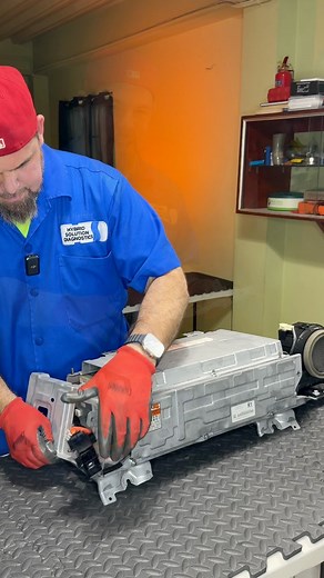 Toyota Corolla hybrid battery replacement #toyota #toyotacorolla #hybridbattery #batteryreplacement #hybrid | Hybrid Solution Diagnostics