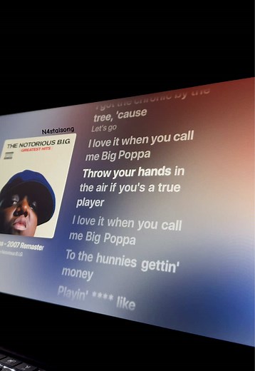 The Notorious B.I.G. - Big Poppa (Official Lyrics) 🎶
