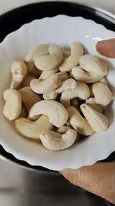 ভীষণ উপকারী আর দারুণ সুস্বাদু তিলের বরফি 😋😋 #food #cooking #youtubeshorts #recipe #viral