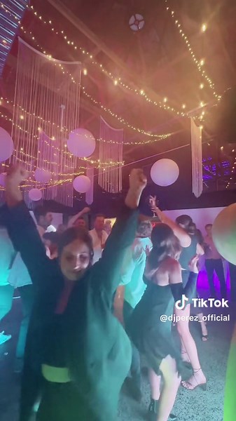 Went off last night, cheers to an amazing crowd🥂#dj #party #foryou #fyp #melbourne #djparty #partytime #djremix #birthday #birthdayparty