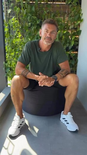 391K views · 8.6K reactions | Eccomi qua !! #siemilano #pettine #miapassione #elettricista #talent #contentcreator #agenziadicomunicazione #comunicazione #talentmanagement #netrising | SIE | Facebook