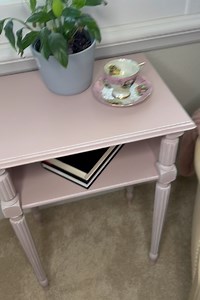 Dark to pink table makeover | Simply Made Unique by Jill